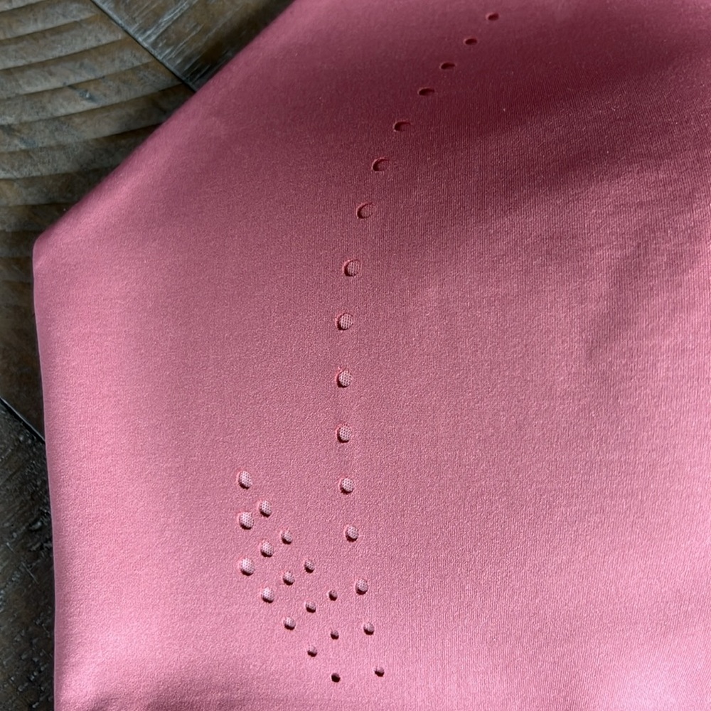 Lululemon AirSupport Bra High Support, 36DD - Picture 10 of 13